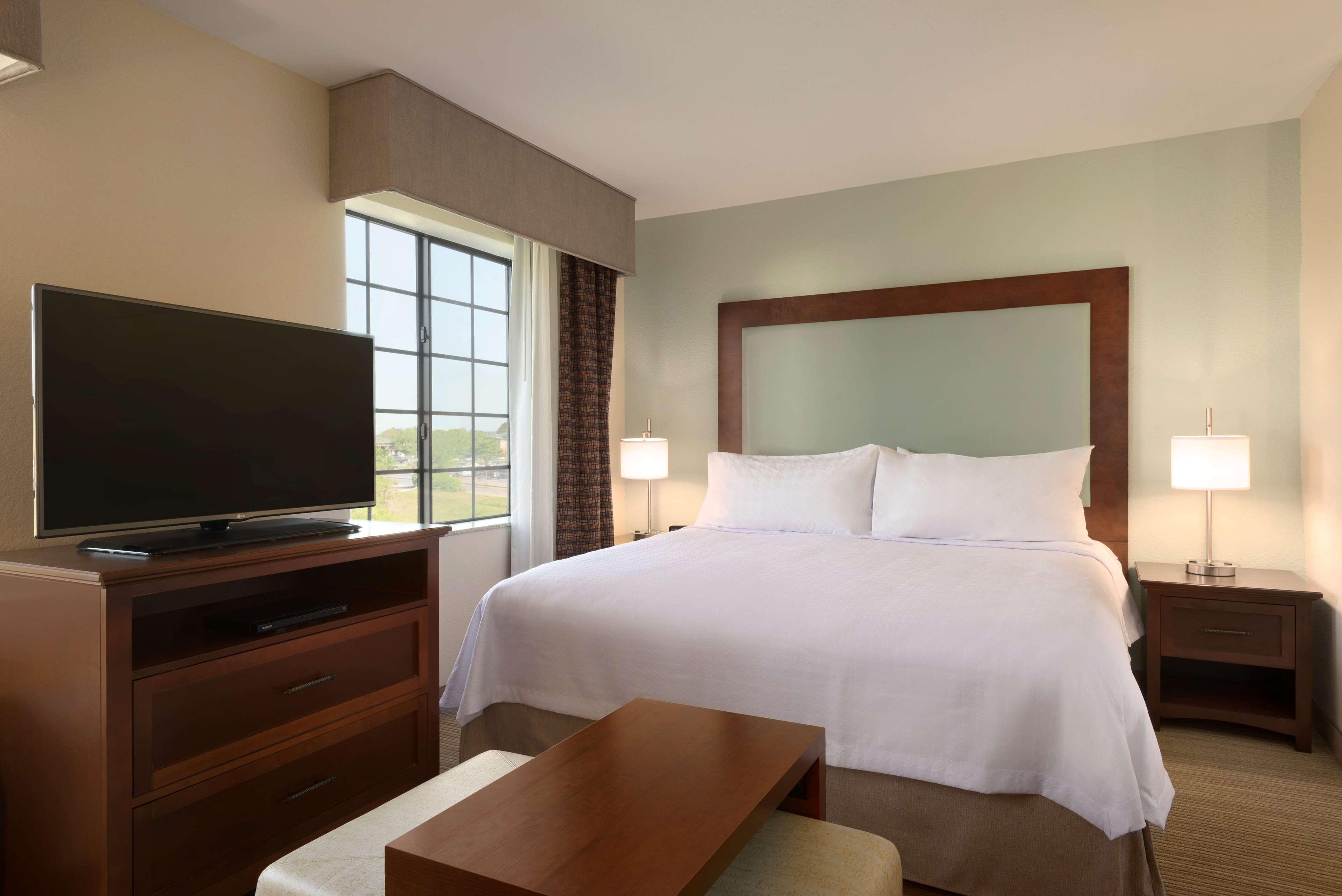 Homewood Suites Jacksonville Deerwood Park Exteriör bild