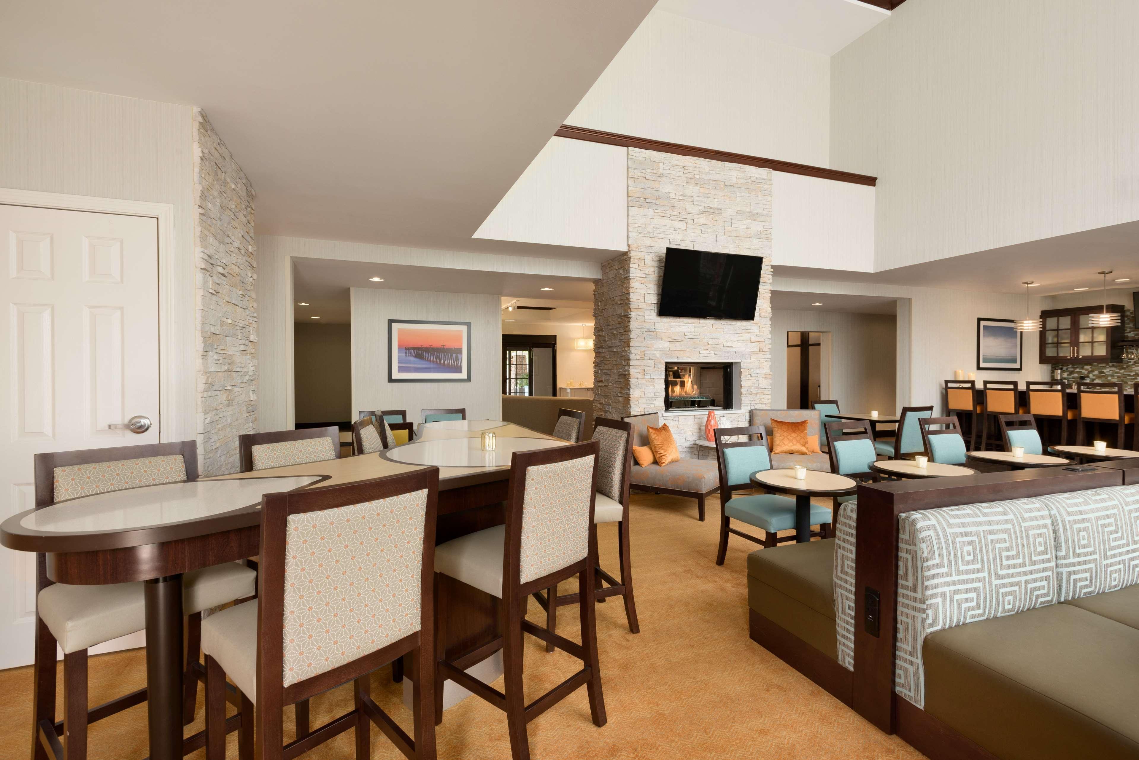 Homewood Suites Jacksonville Deerwood Park Exteriör bild