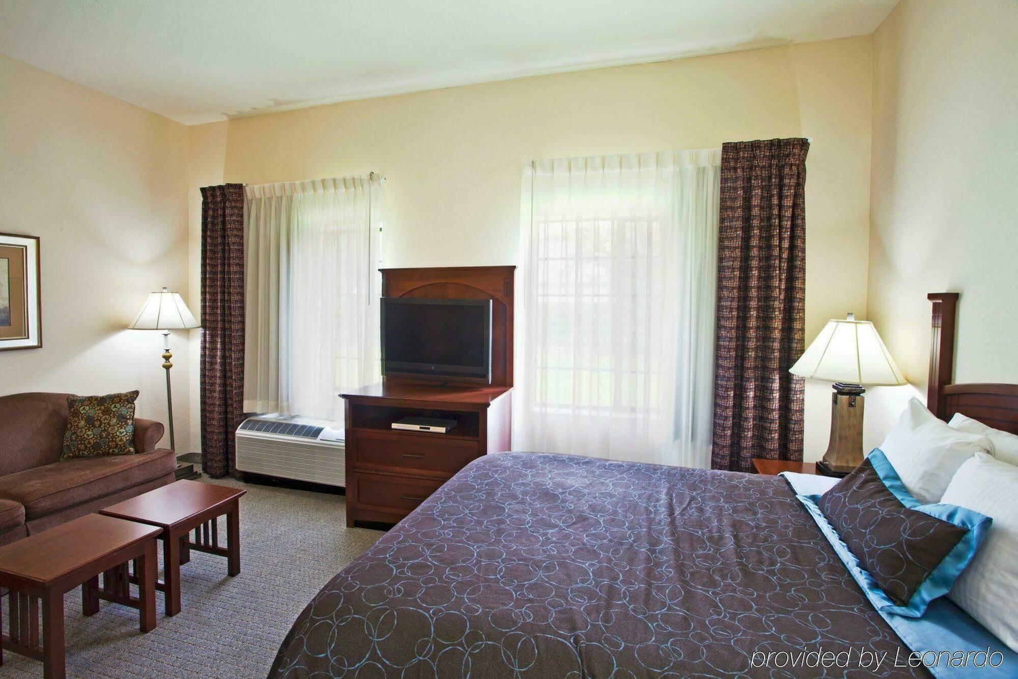 Homewood Suites Jacksonville Deerwood Park Rum bild